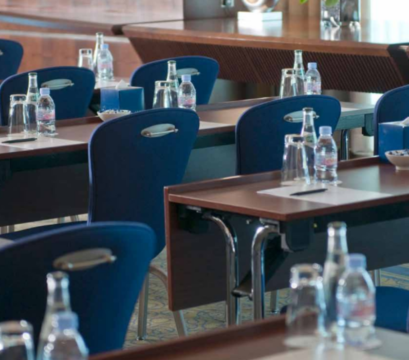 Конферентни Маси - CP